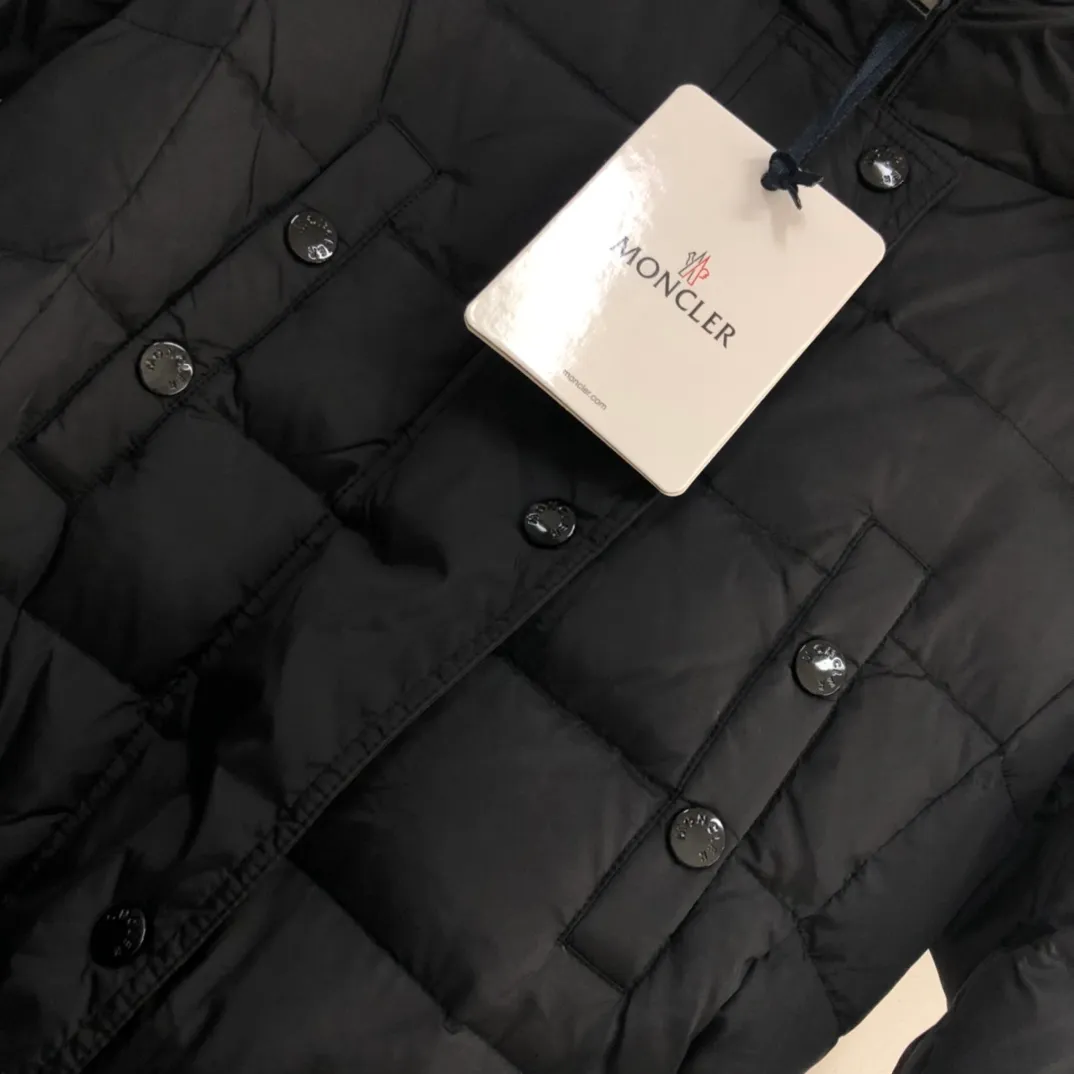 ——————💜 💅 MONCLER 🙎🙎 ！Original Authentic， ， ， ， ， ， ， ， %90 ，%10 ：Black， Green Size:1-4